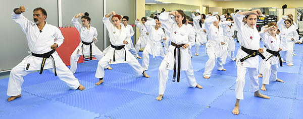 Çocuklardan Karate Kursuna Büyük İlgi