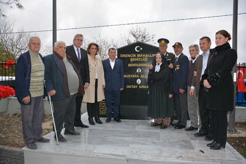 Çatalca Örencik Mahallesi’nde Şehitlik Anıtı ve Hayratı düzenlenen törenle açıldı.