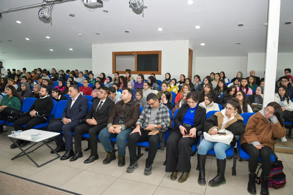 Gençlere Liseden Üniversiteye Geçiş Semineri